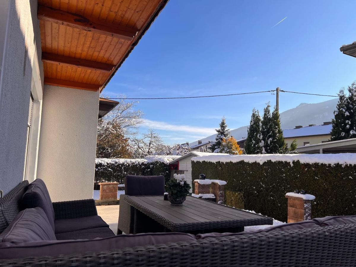 Ferienwohnung Imzaro: Erdgeschoss, 2 Schlafzimmer Plus Schlafsofa, Eigener Eingang, Grosse Terrasse Mit Garten! Spittal an der Drau Bagian luar foto