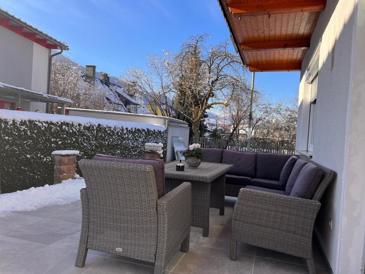 Ferienwohnung Imzaro: Erdgeschoss, 2 Schlafzimmer Plus Schlafsofa, Eigener Eingang, Grosse Terrasse Mit Garten! Spittal an der Drau Bagian luar foto