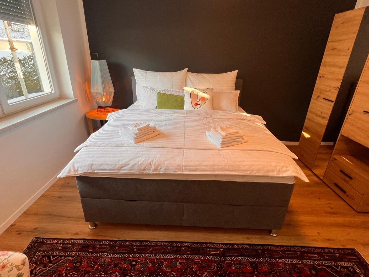 Ferienwohnung Imzaro: Erdgeschoss, 2 Schlafzimmer Plus Schlafsofa, Eigener Eingang, Grosse Terrasse Mit Garten! Spittal an der Drau Bagian luar foto